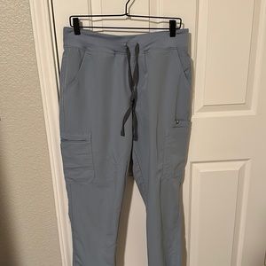 FIGS Large Yola Skinny Scrub Pants - Petite
Dusty Blue